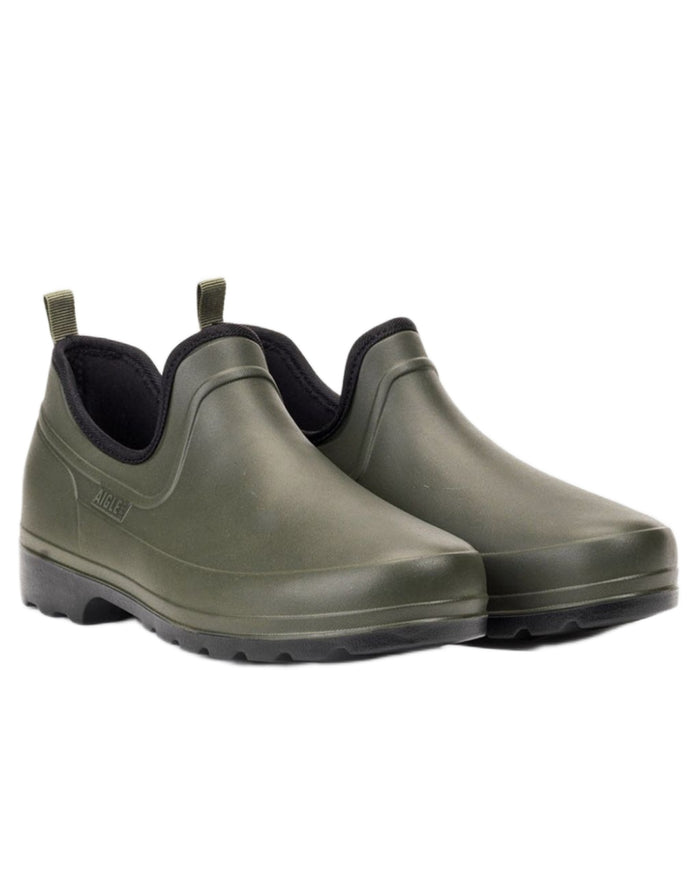 Khaki Noir coloured Aigle Mens Taden Plus Ultra Light Clogs on white background #colour_khaki-noir
