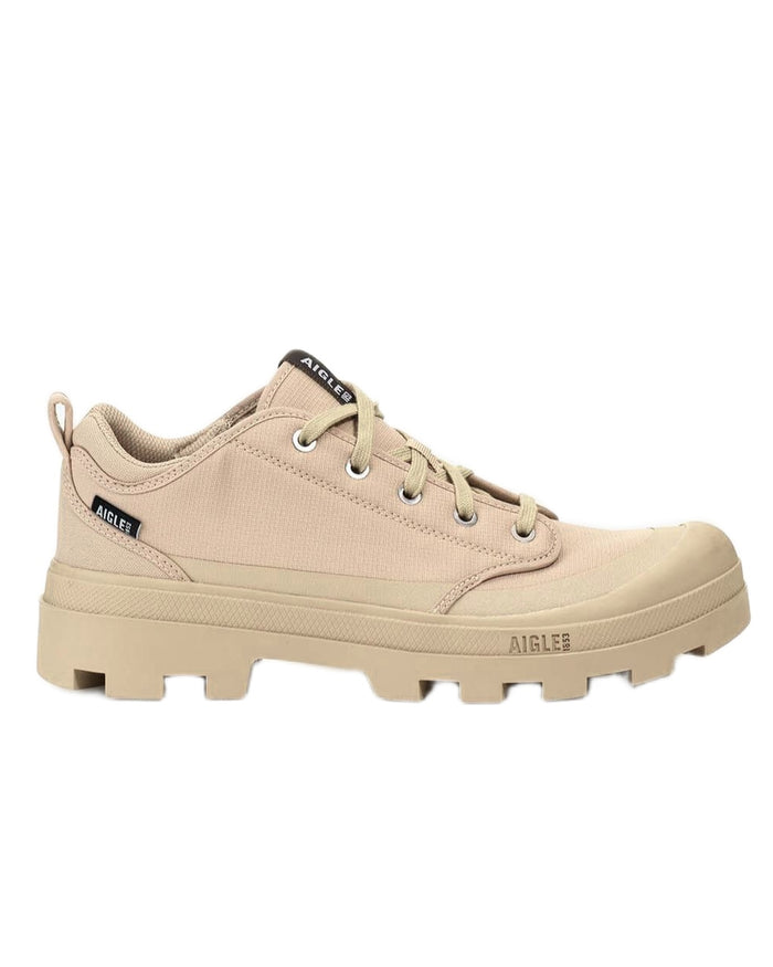 Sable coloured Aigle Mens Iconic Walking Shoes on white background #colour_sable