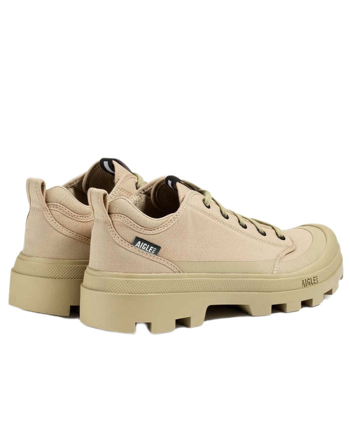 Sable coloured Aigle Mens Iconic Walking Shoes on white background #colour_sable