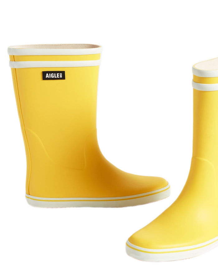 Jaune Blanc coloured Aigle Womens Malounie 2 Ankle Wellingtons on white background #colour_jaune-blanc