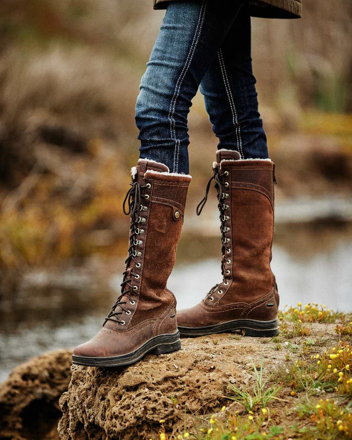 Celestial Coloured Ariat Womens Real Mid Rise Outseam Ella Skinny Jean on mountain background #colour_celestial