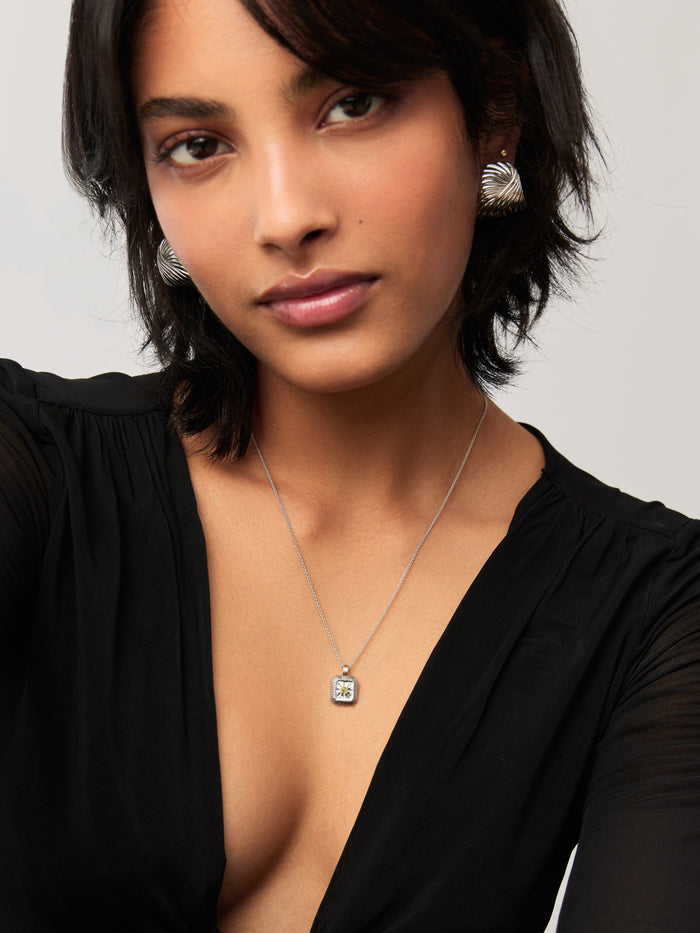 Star Ridge Birthstone Pendant Necklace - Peridot/August Necklaces Missoma