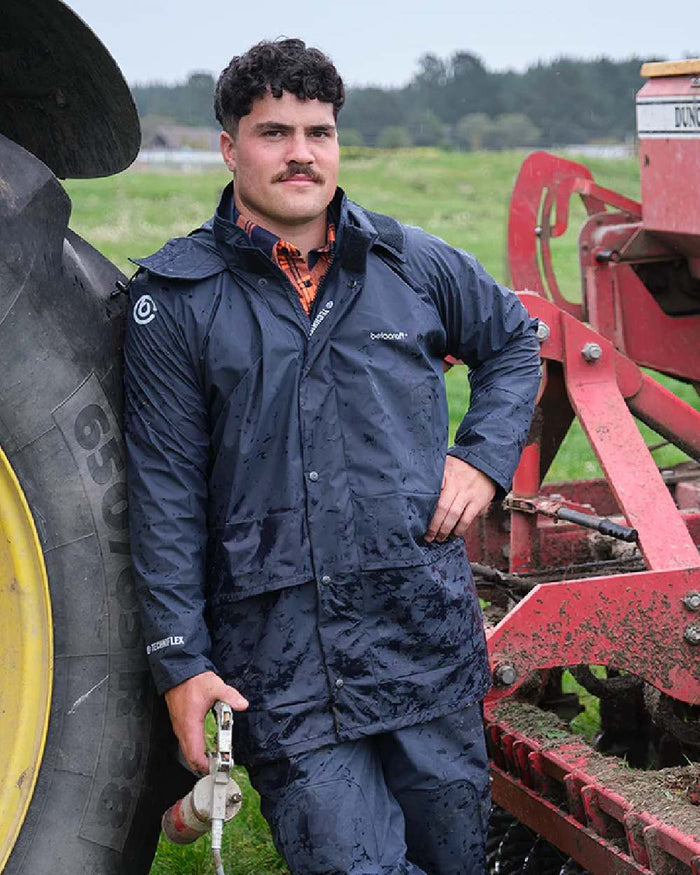 Navy coloured Betacraft Mens Techniflex Parka on farm background #colour_navy