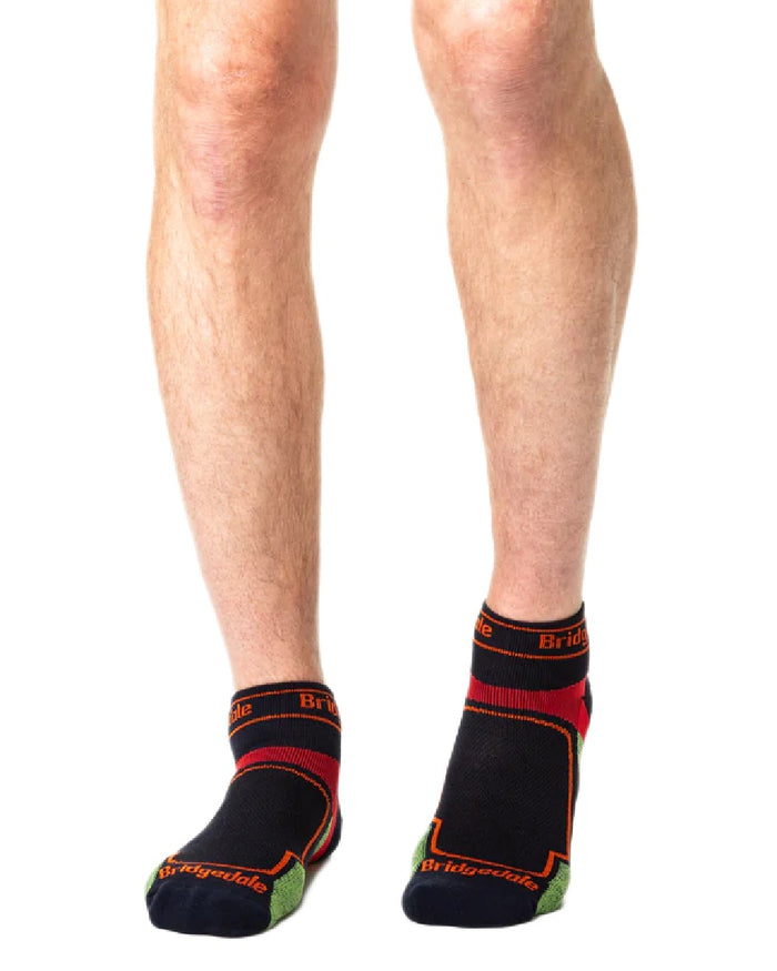 Navy Coloured Bridgedale Mens Ultra Light T2 Coolmax Sport Low on White Background
#colour_navy