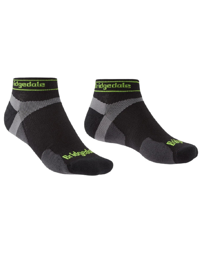 Black Coloured Bridgedale Mens Ultra Light T2 Merino Sport Low on White Background
#colour_black