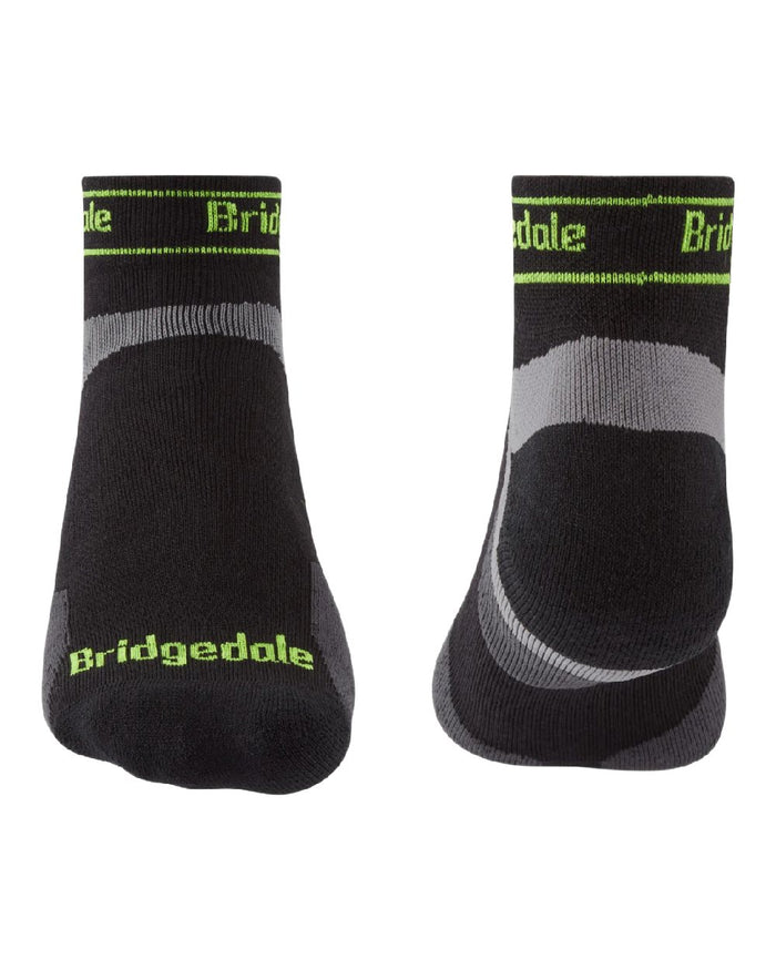 Black Coloured Bridgedale Mens Ultra Light T2 Merino Sport Low on White Background
#colour_black