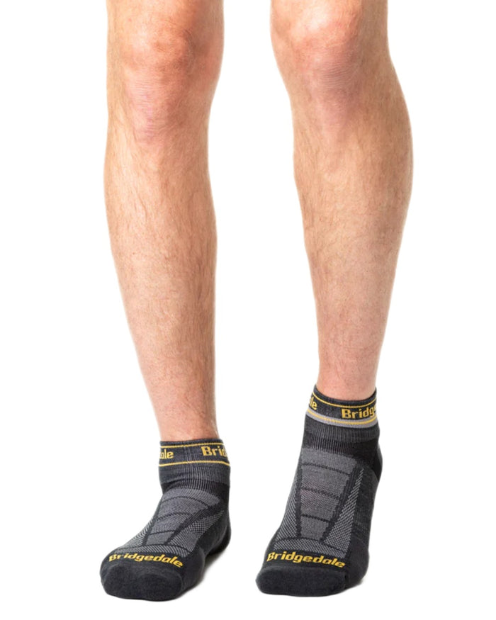 Gunmetal Coloured Bridgedale Mens Ultra Light T2 Merino Sport Low on White Background
#colour_gunmetal