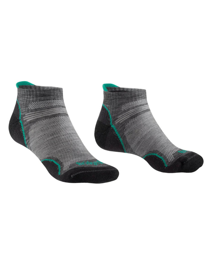 Mid Grey/Surf Coloured Bridgedale Womens Ultra Light T2 Merino Performance Low Socks On A White Background #colour_mid-grey-surf