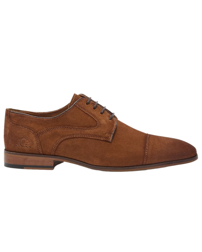 Tan Coloured Chatham Mens Bude Premium Suede Brogues Shoes on white background #colour_tan