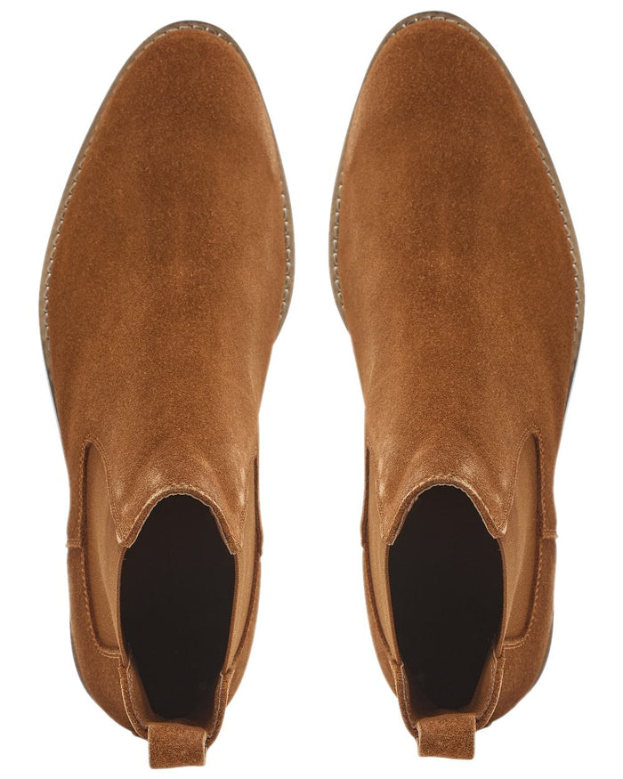 Tan Coloured Chatham Womens Lynch Premium Suede Chelsea Boots on white background #colour_tan