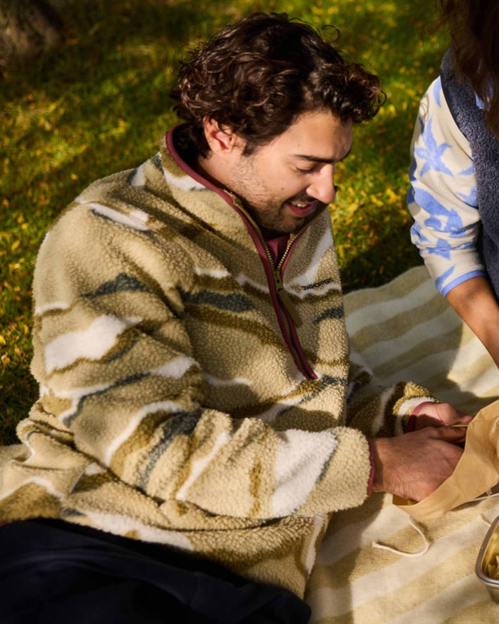 Cardamon Print coloured Craghoppers Mens National Trust Rawthey Half Zip Fleece on garden background #colour_cardamon-print