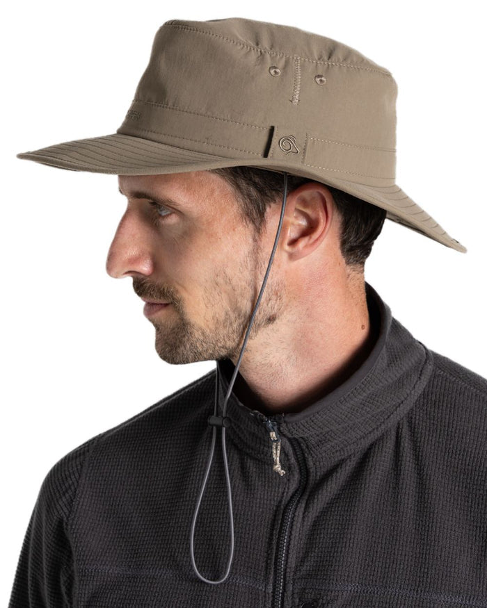 Pebble coloured Craghoppers Mens NosiLife Outback Hat II on white background #colour_pebble