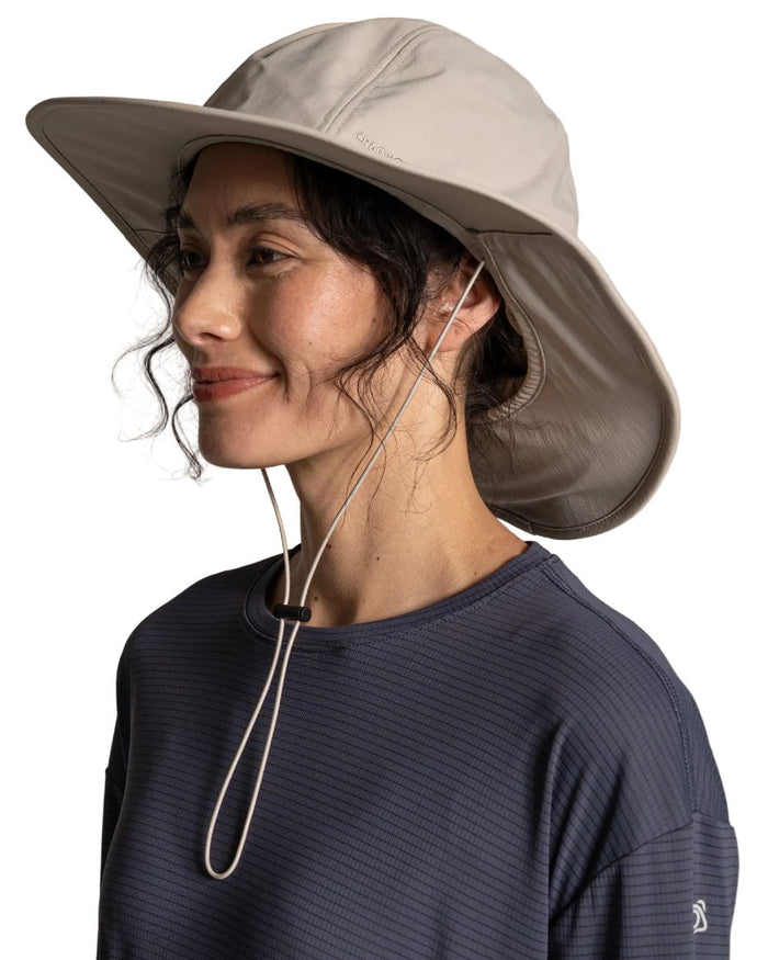 Parchment coloured Craghoppers NosiLife Field Hat on white background #colour_parchment