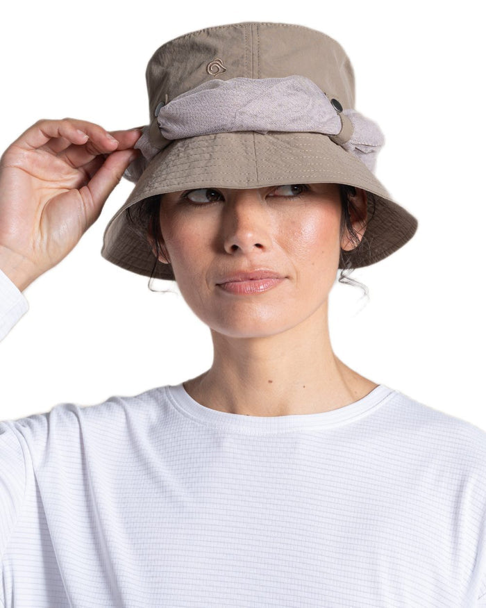 Pebble coloured Craghoppers NosiLife Jungle Hat on white background #colour_pebble