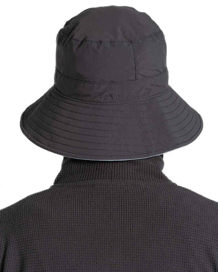 Black Pepper Niagara Blue coloured Craghoppers NosiLife Sun Hat III on white background #colour_black-pepper-niagara-blue