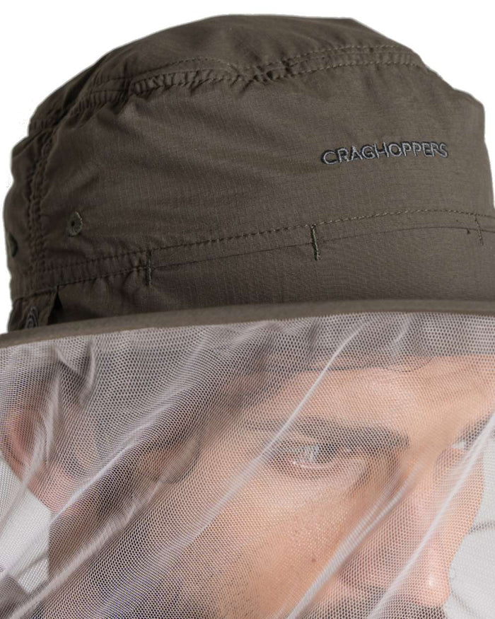Woodland Green coloured Craghoppers NosiLife Ultimate Hat II on white background #colour_woodland-green