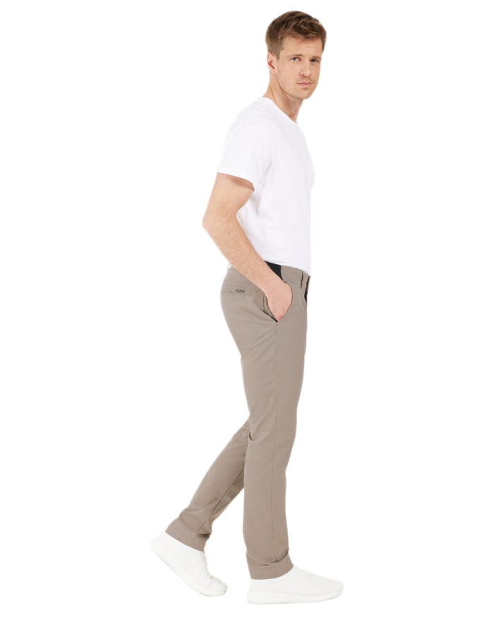 Ash Brown coloured Didriksons Mens Darren Pants on white background #colour_ash-brown