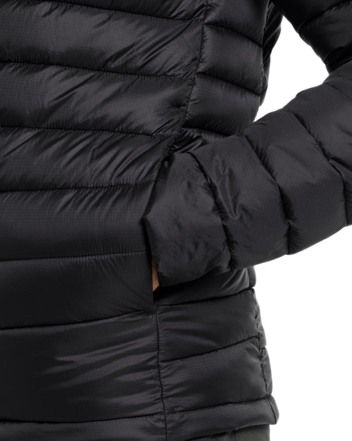 Black coloured Didriksons Mens Mauro Jacket on white background #colour_black