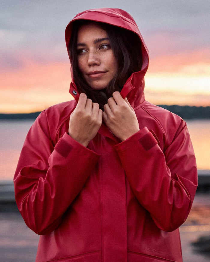 Spring Red Coloured Didriksons Womens Elly Galon Parka on outdoor background #colour_spring-red