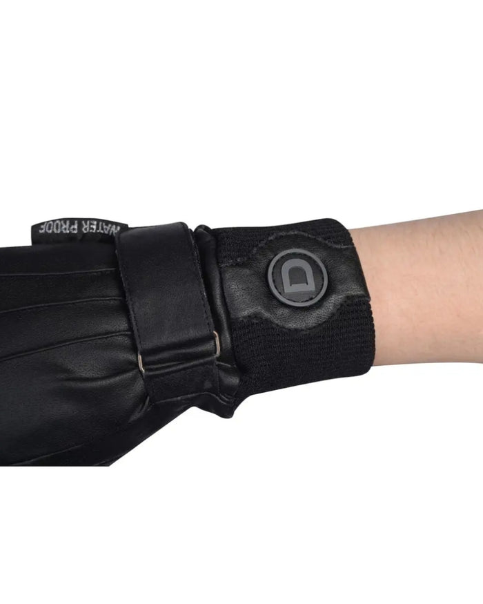 Black Coloured Dublin Thinsulate Waterproof Gloves on white background #colour_black