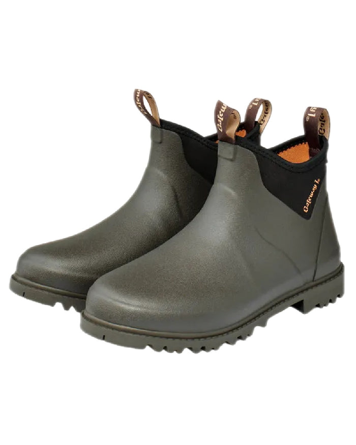 Dark Brown Coloured Gateway1 Ascot II 6" 3mm Boots on white background #colour_dark-brown