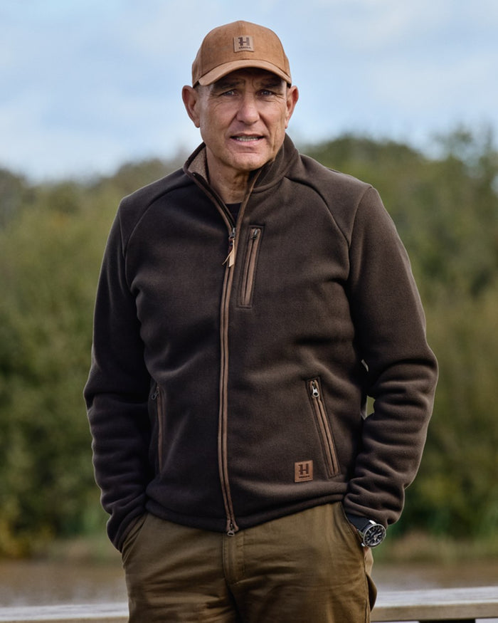 Demitasse Brown Coloured Harkila Sandhem Sherpa Fleece Jacket on outdoor background #colour_demitasse-brown