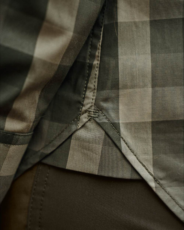 Forest Night Check coloured Harkila Womens Akeena Long Sleeve Shirt close up #colour_forest-night-check