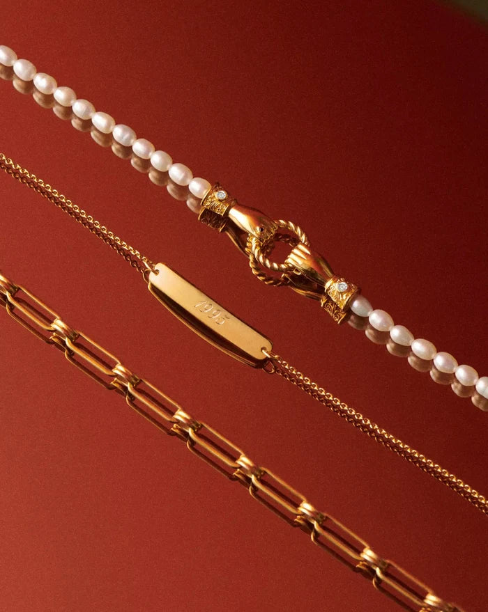 Harris Reed In Good Hands Pearl Bracelet | 18ct Gold Plated/Pearl & Black Onyx Bracelets Missoma
