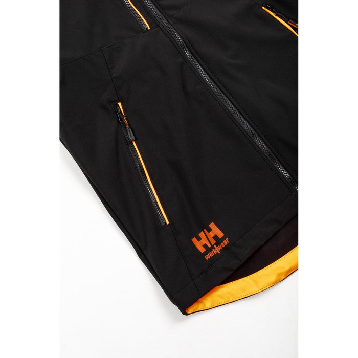 Helly Hansen Chelsea Evolution Hooded Softs in Black #colour_black