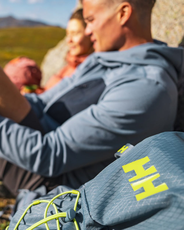 Washed Navy Coloured Helly Hansen Mens Versalite Fleece Jacket on Outdoor Background
#colour_washed-navy