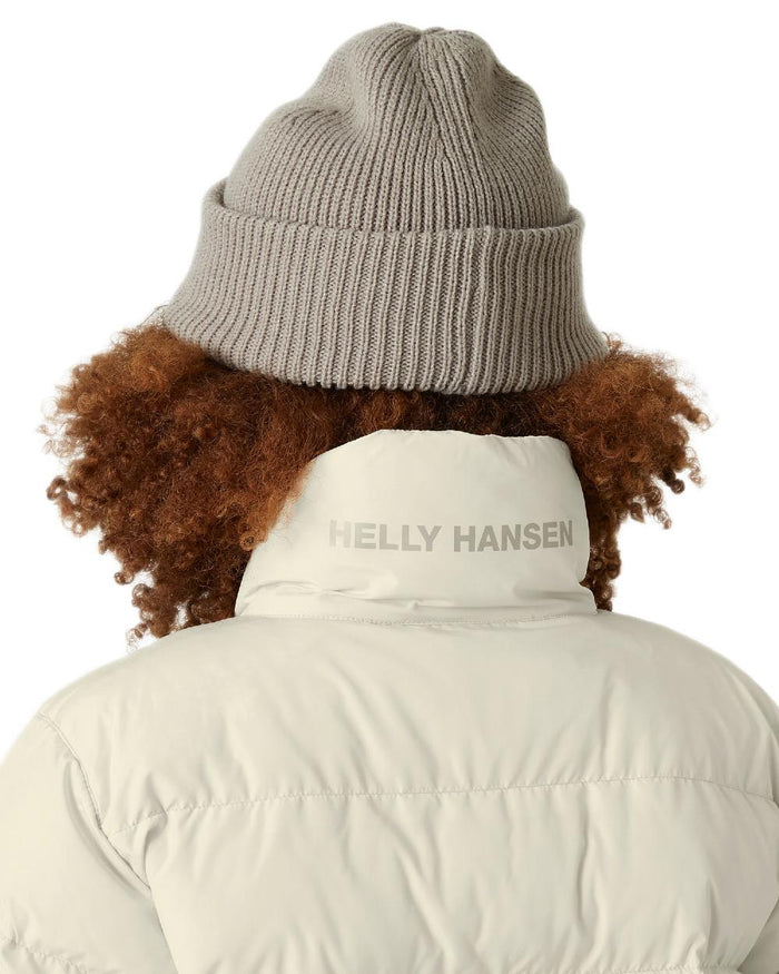 Cream Coloured Helly Hansen Womens YU 23 Reversible Puffer Jacket on white background #colour_cream