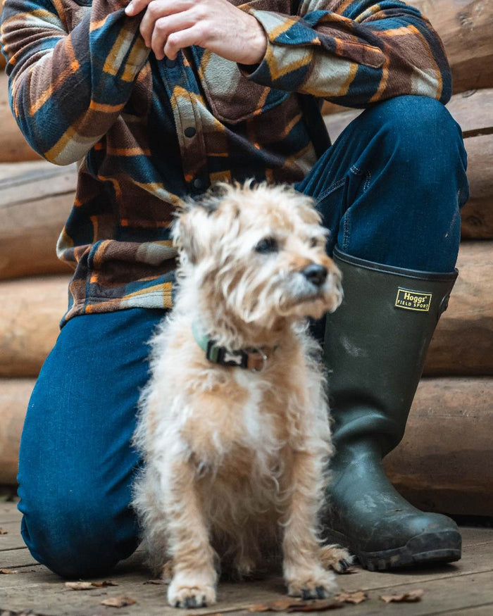 Field Green Coloured Hoggs of Fife Field Sport Neoprene Lined Wellingtons on outdoor background #colour_field-green