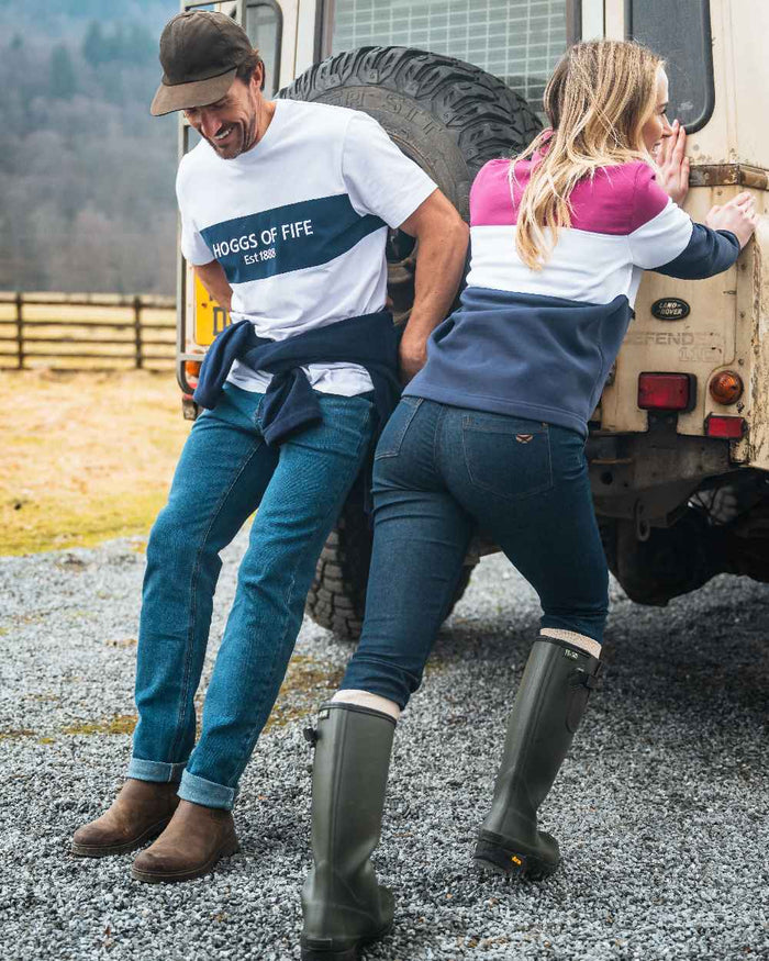 White Navy White Coloured Hoggs of Fife Mens Dalbeattie Colour Block T-Shirt on countryside background #colour_white-navy-white