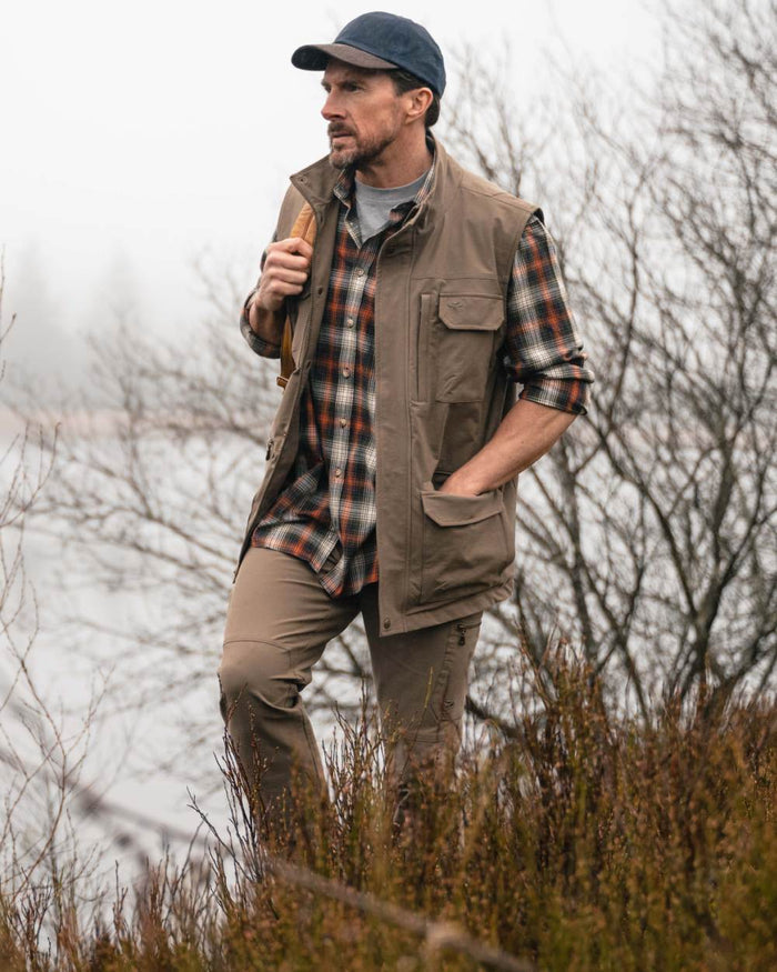 Khaki coloured Hoggs of Fife Mens Rothesay Utility Trousers on lake background #colour_khaki