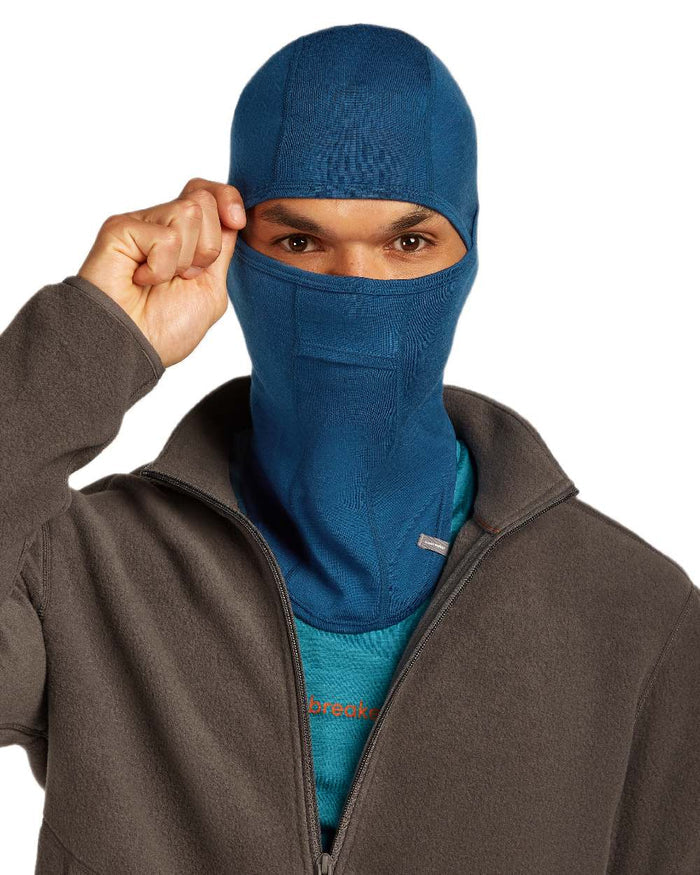 Atlantis Coloured Icebreaker Merino 200 Oasis Balaclava on white background #colour_atlantis