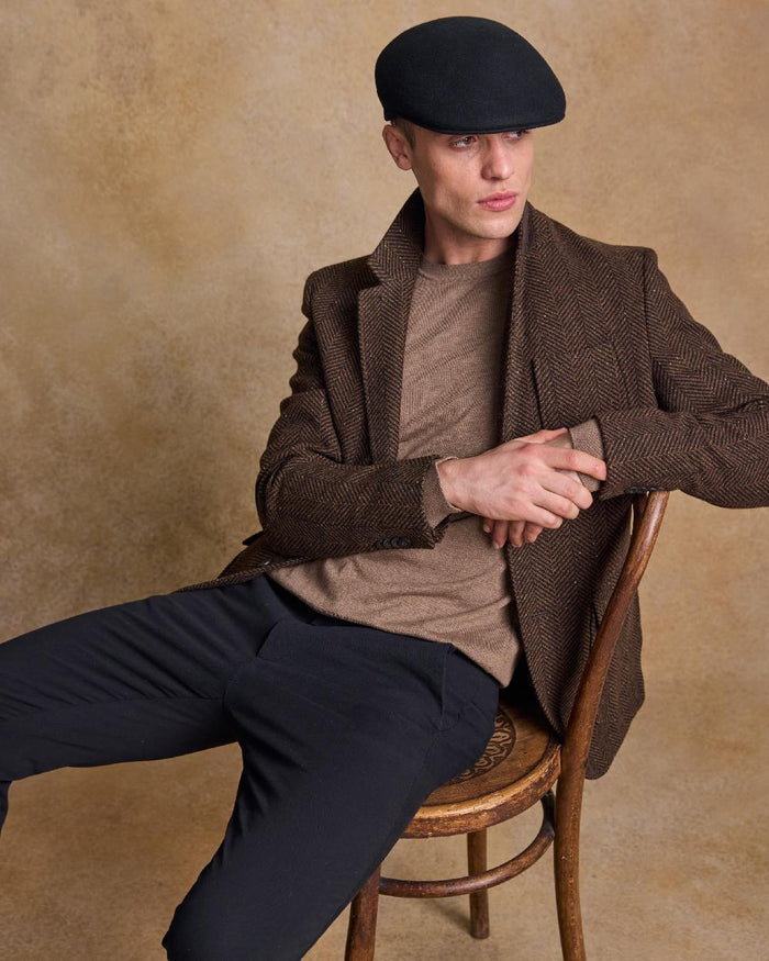 Black Coloured Jack Murphy Mens Galway Felt Flat Cap on indoor background #colour_black