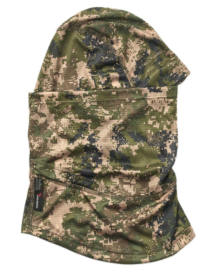 Camo coloured Northern Hunting Magnor Tanatex Fleece Balaclava on white background #colour_camo