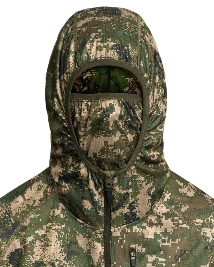 Camo coloured Northern Hunting Mens Arild Tanatex Ultra Lightweight Hunting Jacket on white background #colour_camo