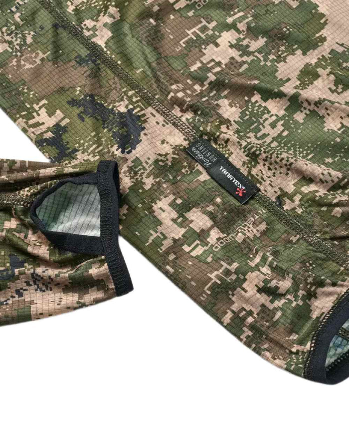 Camo coloured Northern Hunting Mens Arild Tanatex Ultra Lightweight Hunting Jacket on white background #colour_camo