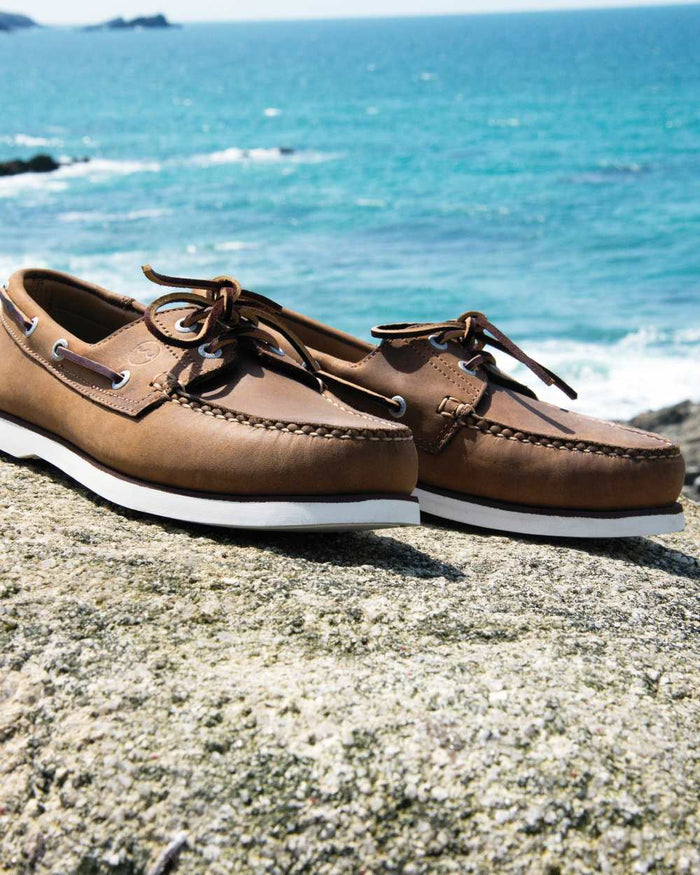 Russet Coloured Orca Bay Mens Portland Premium Ocean Gold Shoes on ocean background #colour_russet