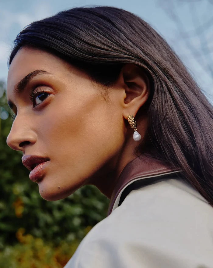 Pearl Baya Charm Hoop Earrings | 18ct Gold Plated/Pearl Earrings Missoma