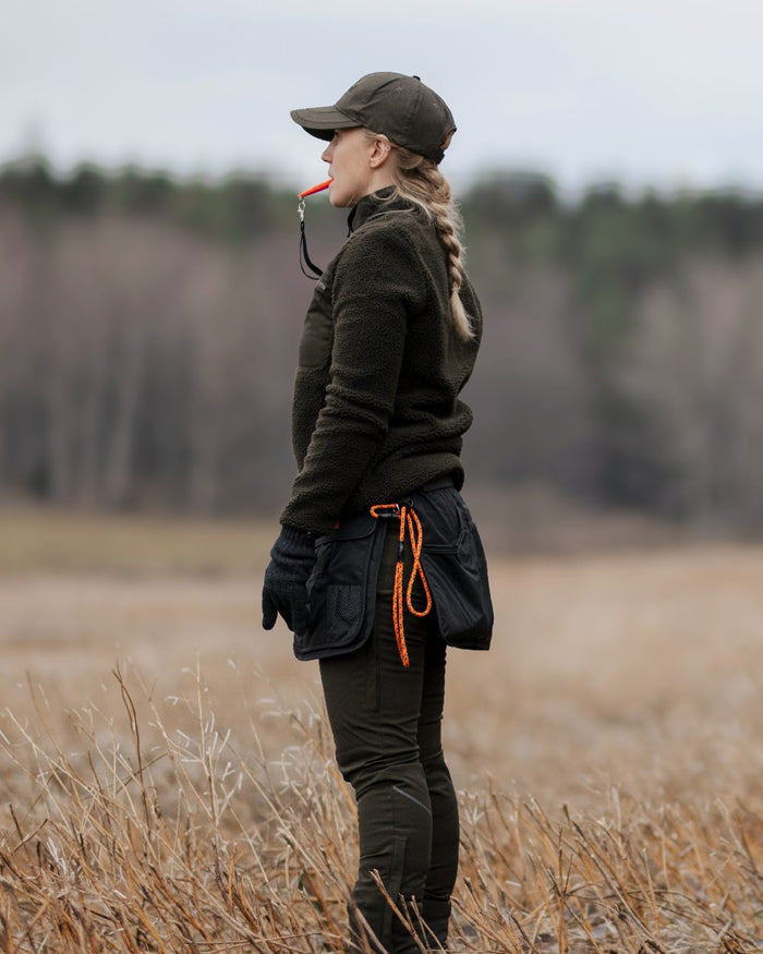 Black Dark Anthracite Coloured Pinewood Dog Sports Utility Belt on forest background #colour_black-dark-anthracite