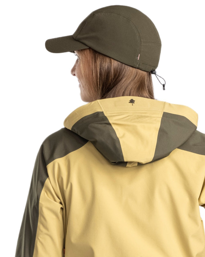 Moss Green coloured Pinewood Insectsafe Cap on white background #colour_moss-green