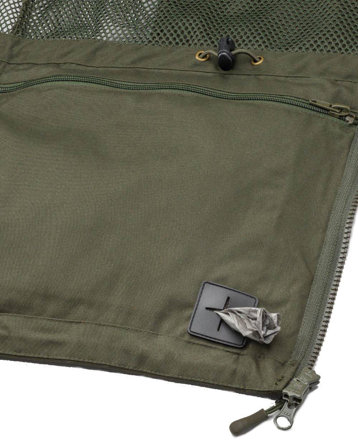 Moss Green coloured Pinewood Mens Dog Sports 2.0 Vest on white background #colour_moss-green