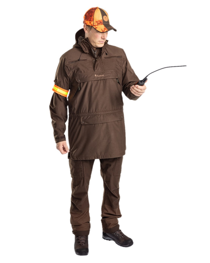 Suede Brown Coloured Pinewood Mens Furudal Hunters 2L Anorak on white background #colour_suede-brown
