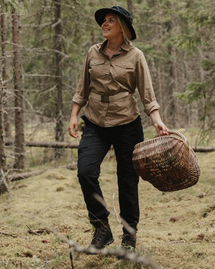 Sandstone coloured Pinewood Womens InsectSafe Poplin Long Sleeve Shirt on forest background #colour_sandstone