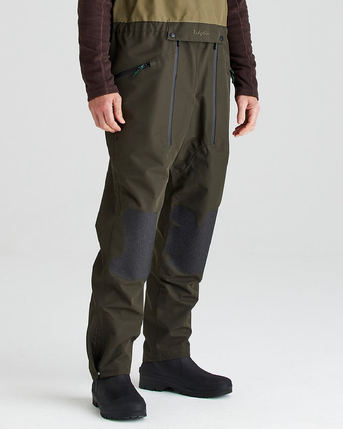 Deep Forest coloured Ridgeline Mens Agri Pro Bib & Brace on grey background #colour_deep-forest