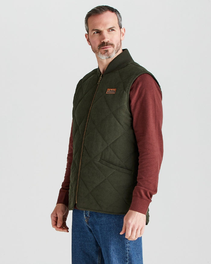 Deep Forest coloured Ridgeline Mens Wester Skeld Gilet on grey background #colour_deep-forest