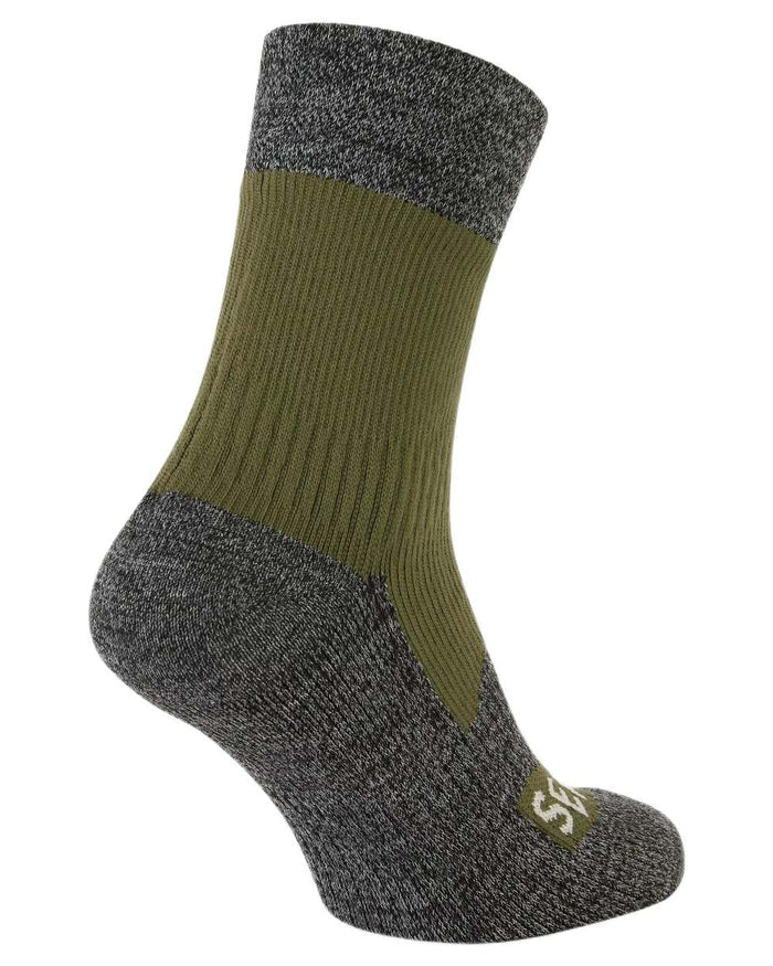 Olive coloured Sealskinz Bircham Waterproof All Weather Ankle Length Socks on white background #colour_olive