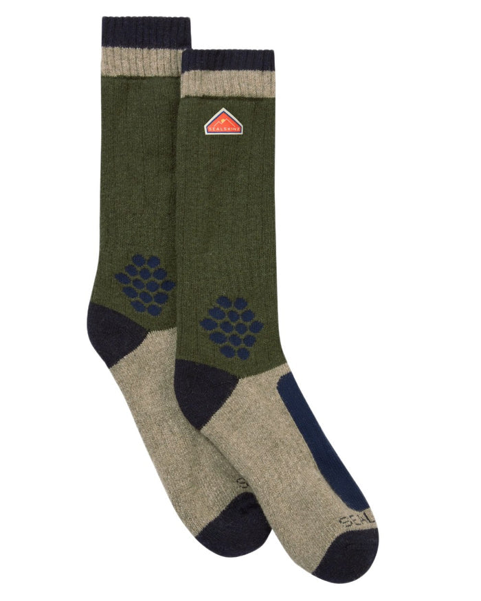 Green coloured Sealskinz Gresham Recycled Wool Mid Length Hiking Socks on white background #colour_green